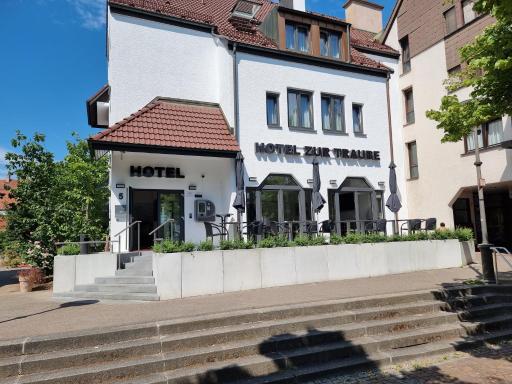 Hotel zur Traube - Housity