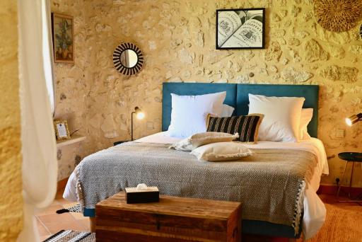 NEW Chambre Luxe au Coeur des Vignes à St Emilion - Housity