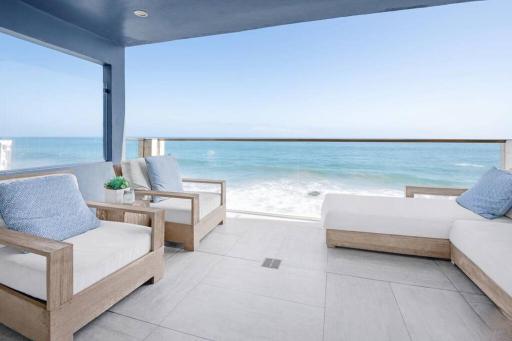 Malibu Beach at its Best... - Housity