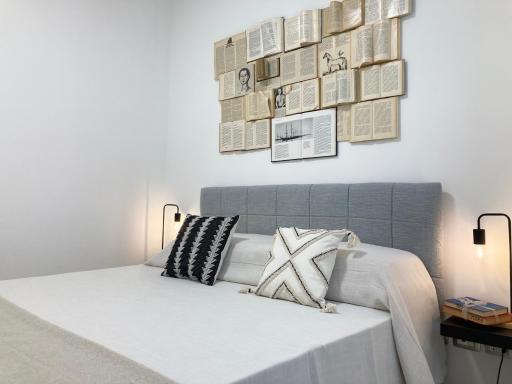 Un Mare Di Libri - Civitanova Marche - Housity