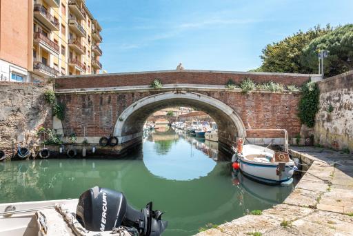 Piccola Venezia Canal View Charming Flat - Housity