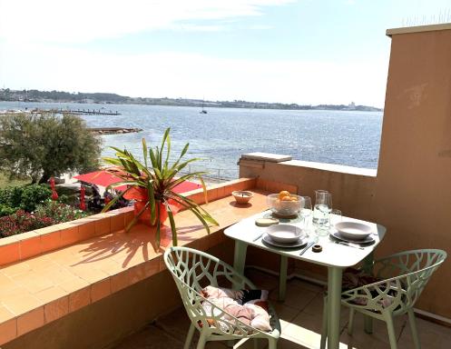 Élégant appartement T2 en 1ère ligne de l'Étang de Thau avec terrasse - Cures et vacances - Housity