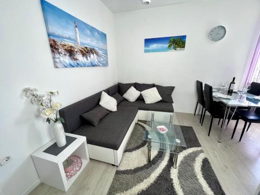 Apartman LUNA Split Modern SEA VIEW Apartment - Housity