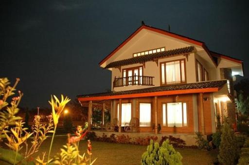 9 Pakis Villa - Housity