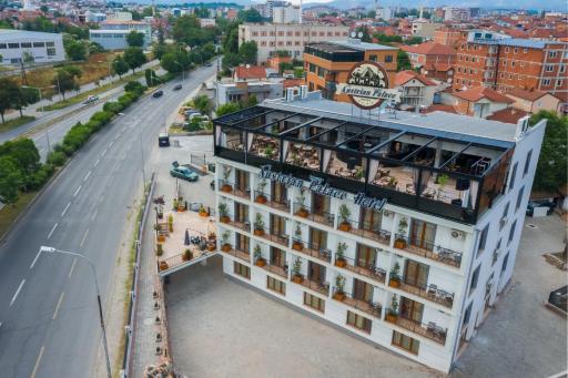 Austrian Palace Hotel - Housity