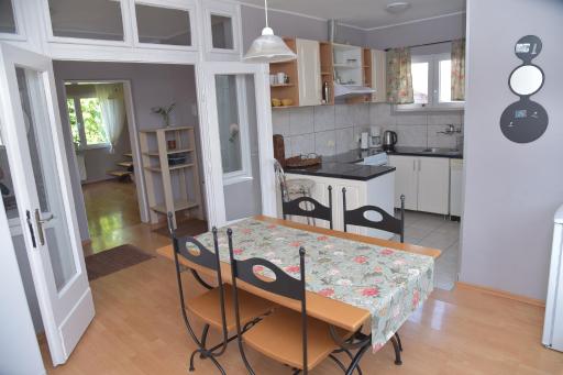 Apartman - Kuća Kod Parka - Housity