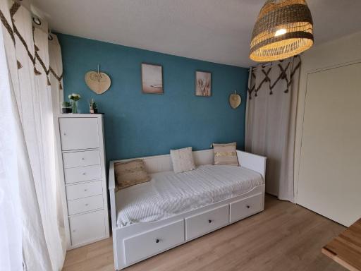 Studio cabine refait à neuf à 3 minutes à pied de la plage - Housity
