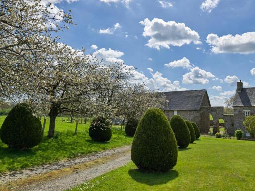 Le Manoir de la Beslière - Gîte et Chambres d'hôtes - Housity