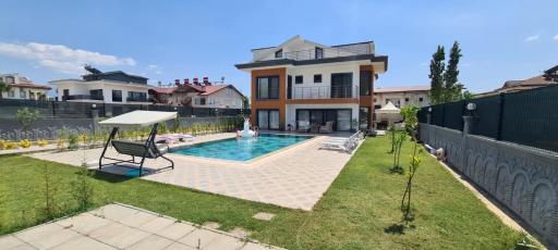 Villa Ay, Fethiye Çiftlikte, 6 Yatak odalı, 14 Kişilik , Müstakil Havuzlu Lüks Villa - Housity