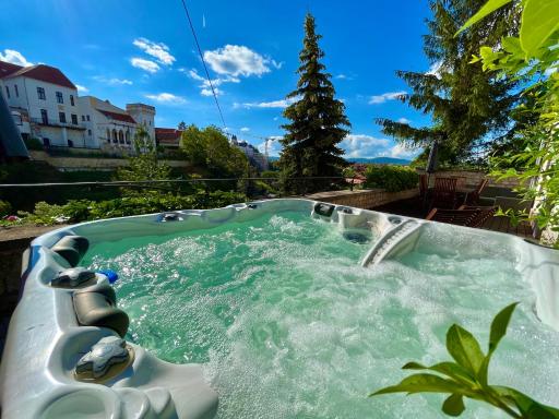 Terrace Apartman Prémium Belváros Jacuzzival - Housity