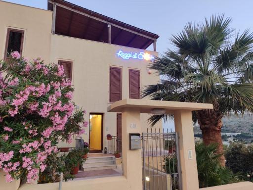 Raggi di Sole - Housity