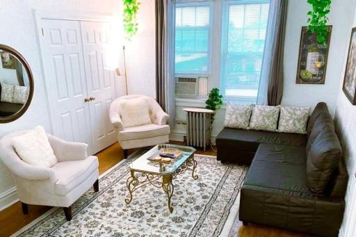 (53.1N) Walk to Forest Park in Comfort! - Housity