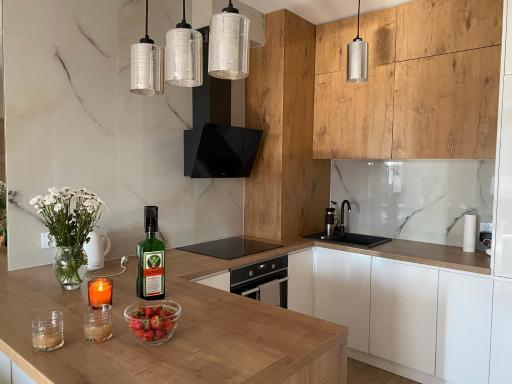 Modern Apartments & Free Parking - Housity
