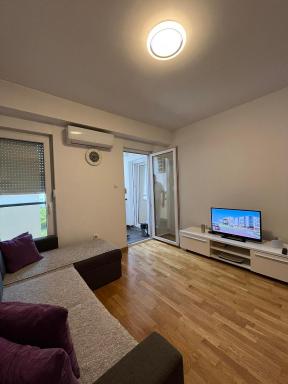 Apartman Lukana - Housity