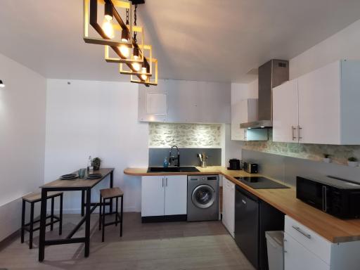 Charmant appartement dans centre Meschers/Gironde - Housity