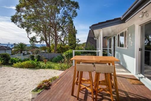 WindanSea Cottage Pet Friendly Ocean Glimpses - Housity