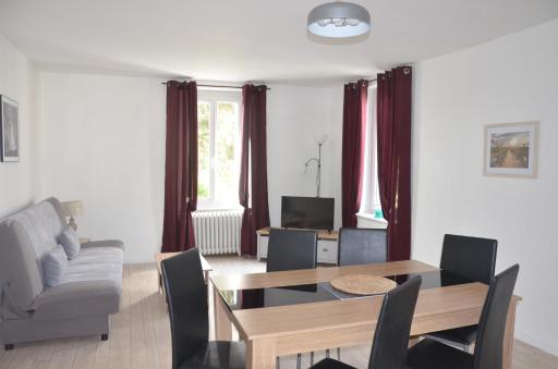 AU BORD DE L'EAU appartement 50 M2 - Housity