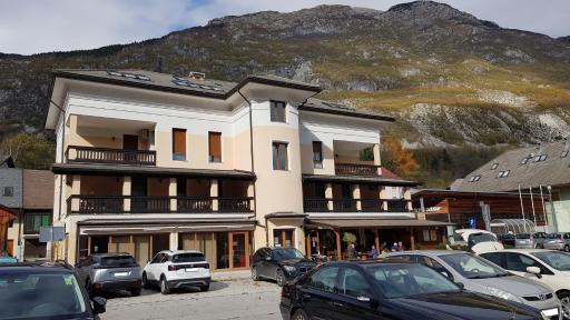 Apartma Valan - Housity