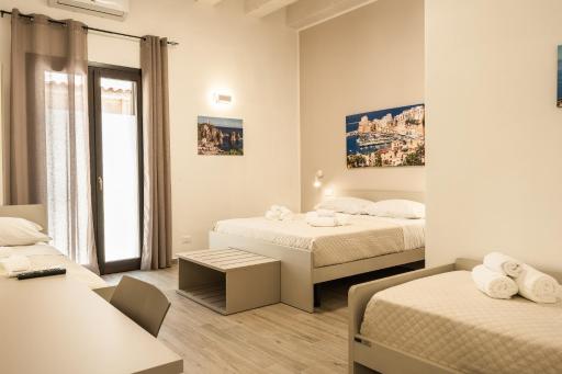 ANNICRU' AFFITTACAMERE - Housity