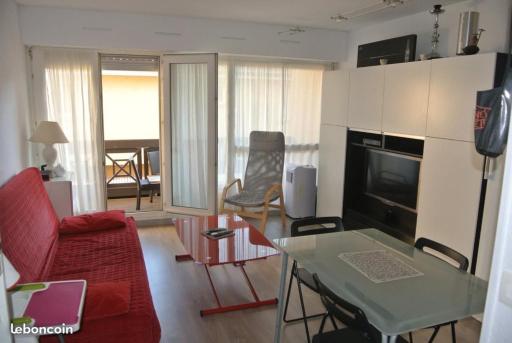 Studio cabine hyper centre Andernos parking privé plage 300m - Housity