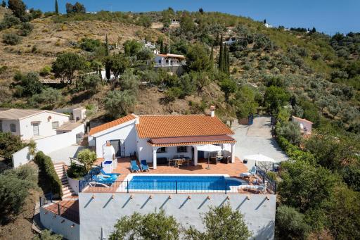 Wonderful Villa - Housity