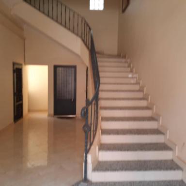 GRAND APPARTEMENT Au calme, ORAN -ALGERIE - Housity