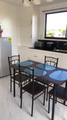 estrada compound - Housity