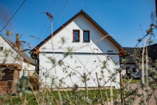 Apartmán Dvorce - Housity