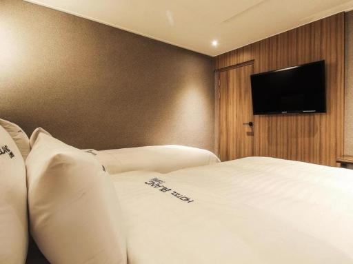 Gangnam Blanc - Housity