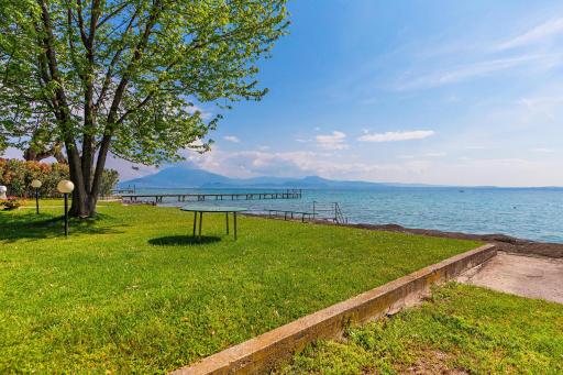 Splendid Apartment PT-1 sul lago by Wonderful Italy - Housity