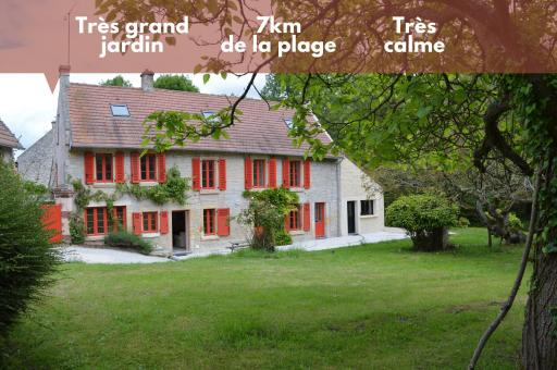 Maison typique - Très grand jardin - 7km de la mer - Housity