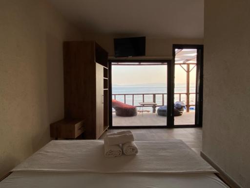Elma Beach Bungalow - Housity