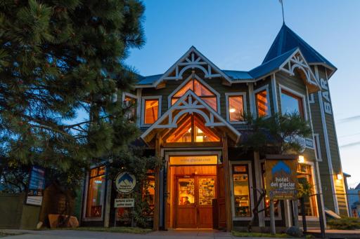 Del Glaciar Libertador Hotel - Hizvo