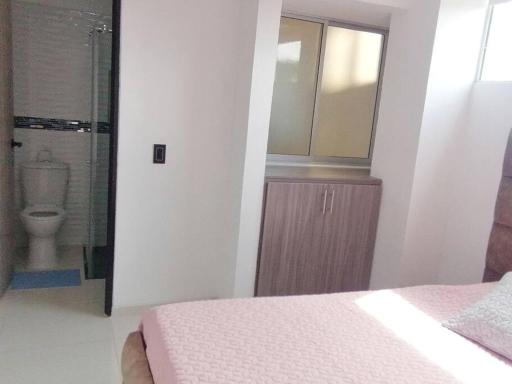 Apartamento de lujo , con linda vista, cuarto piso - Housity