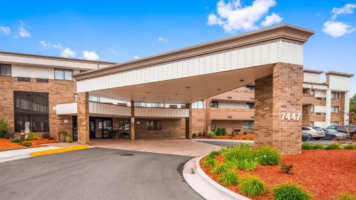 Best Western Warren Hotel - Housity