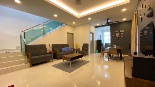 QuiteSpace - Housity