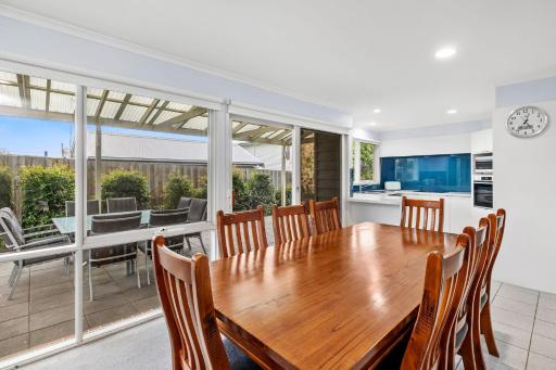 Bristol Beach House - Housity