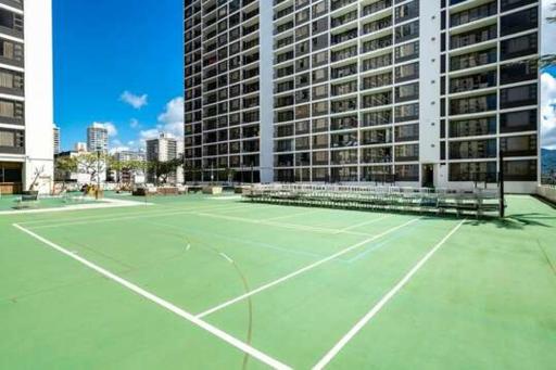 Deluxe Waikiki Banyan Condos - Free Parking & Wifi - Housity