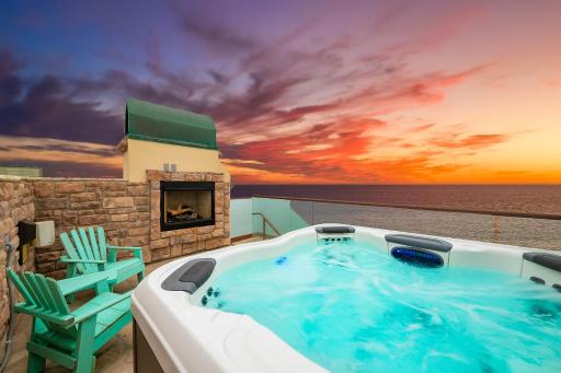 Malibu Beach House Bliss - Housity