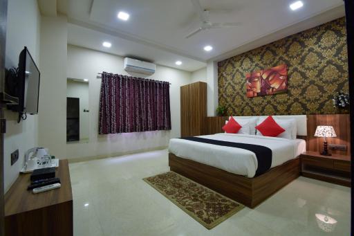 Hotel The Mewar - Housity