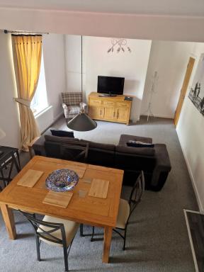 Church View at Plover Cottage Lindley - Housity