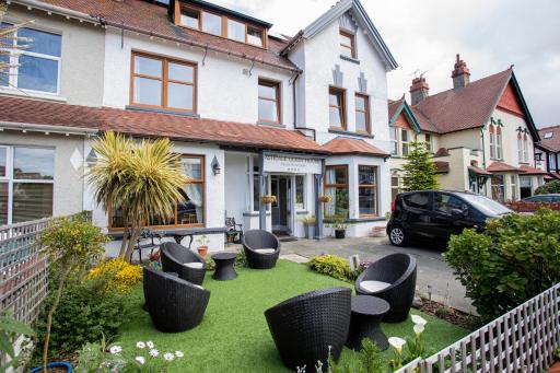Ashdale Guest House - Housity