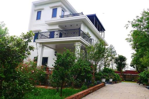 5 Bedrooms Hanoi Get Away Villa With Lake & Mountain View - Housity