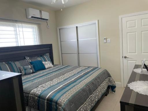 Aquamarine Resort-style Vacations - Housity