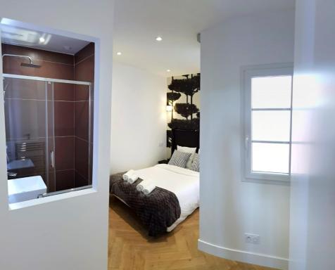 Piscine et jacuzzi Loft ravissant dans une maison basque - Housity