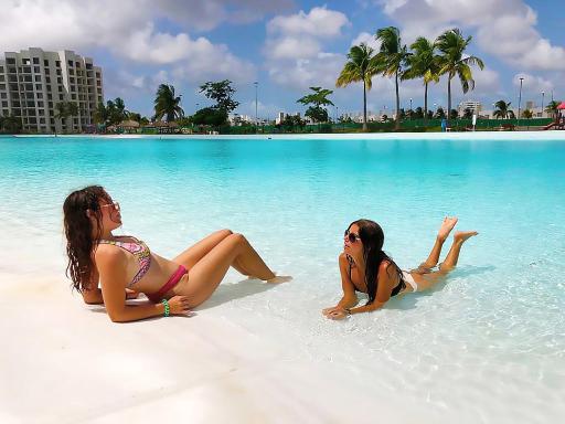 In Love Dream Vacations - Housity