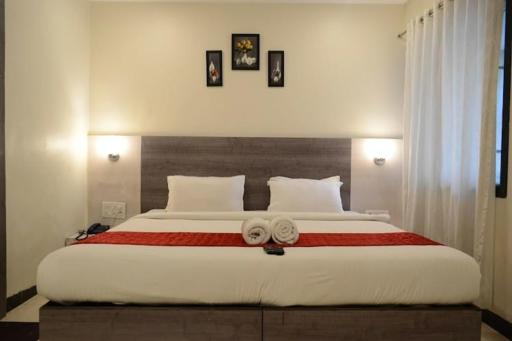 Hotel Baramati Stays - Housity