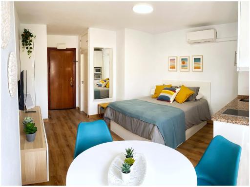 Precioso Estudio a metros del mar - Housity