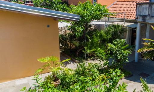 Eleonora Apartments - Housity