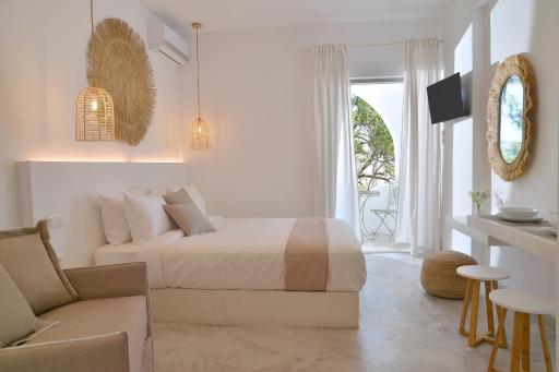 Niriis Studios Aktaia & Glauke Batsi - Housity